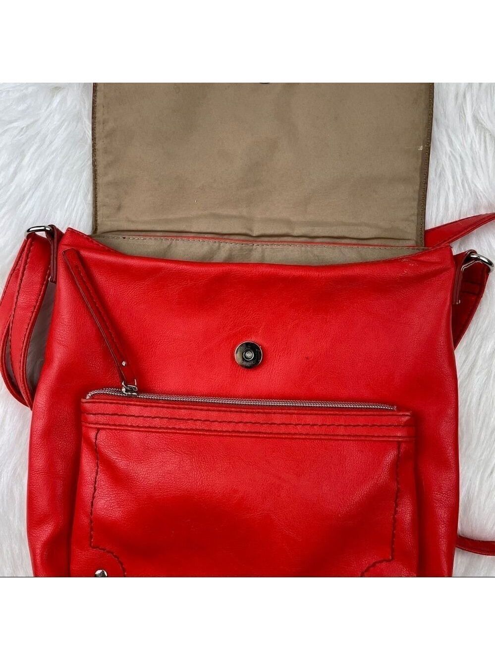 Relic Vegan Leather Crossbody Foldover Satchel - Picture 7 of 10